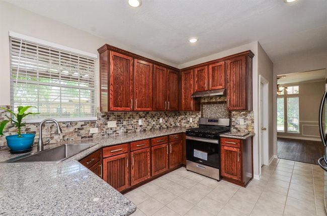 1501 Mulberry Ct, House other with 5 bedrooms, 4 bathrooms and 2 parking in Pearland TX | Image 10