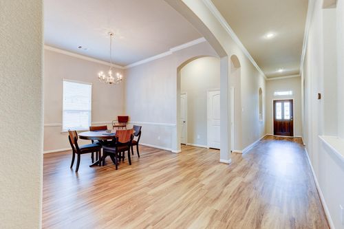 2513 Holly Laurel Mnr, Conroe, TX, 77304-5186 | Card Image