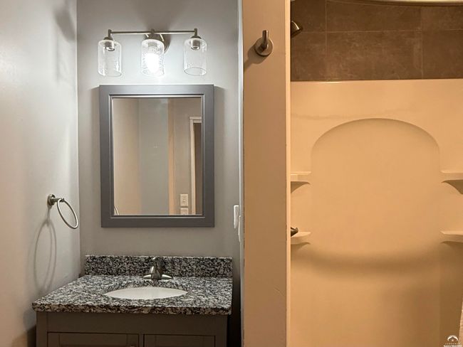 Remodeled 2021 by capturing extra space from primary bedroom and previous 1/2 bath. Super cute! | Image 28