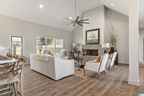 15 Old Roadway, CROPWELL, AL, 35054-3731 | Card Image