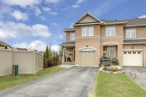 2136 Bergamot Cir, Orléans, ON, K4A4R4 | Card Image