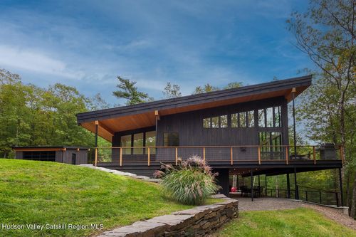 10 Hidden Mountain Ln, Stone Ridge, NY, 12484-5429 | Card Image