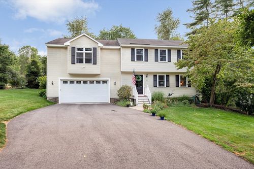158 Lost Lake Dr, Groton, MA, 01450-1900 | Card Image