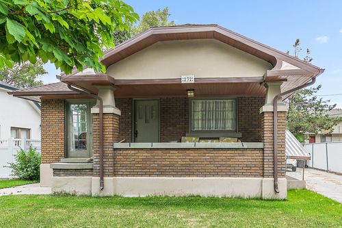 232 E 300 N, Provo, UT, 84606-2913 | Card Image