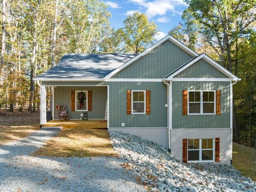 1292 Lake Point Dr, Clarksville, VA, 23927-3560 | Card Image