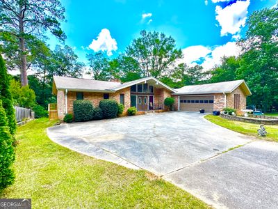 2555 Rockbridge Road Nw, House other with 3 bedrooms, 3 bathrooms and null parking in Conyers GA | Image 1