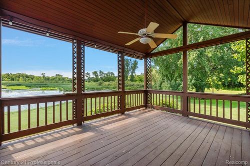 291 N Baldwin Rd, Clarkston, MI, 48348-2305 | Card Image