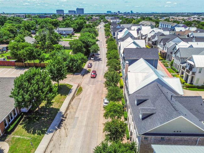 1729 G Ave, House other with 3 bedrooms, 3 bathrooms and null parking in Plano TX | Image 36
