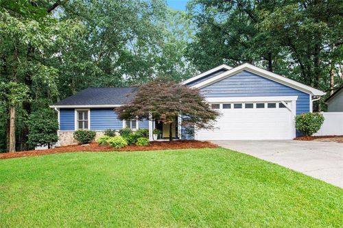 195 Ansley Ct, Roswell, GA, 30076-2547 | Card Image