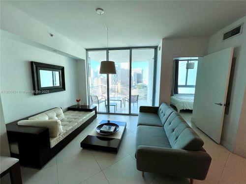 apt-2303-350 S Miami Ave, Miami, FL, 33130-1925 | Card Image