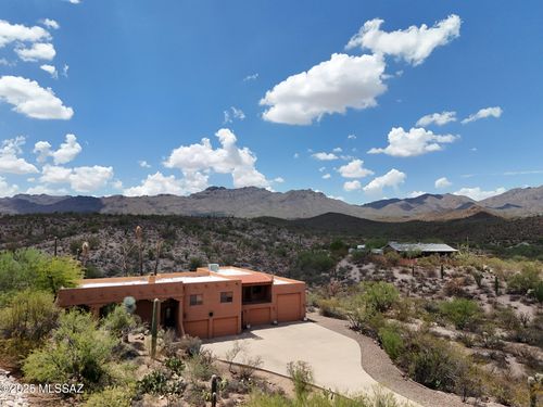 4055 N Placita Del Venado, Tucson, AZ, 85745-9584 | Card Image