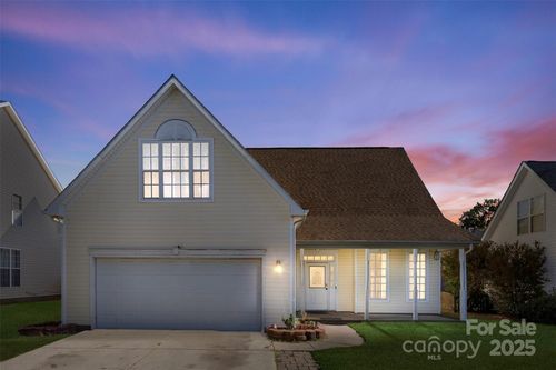 7426 Sparkleberry Dr, Indian Trail, NC, 28079-9457 | Card Image