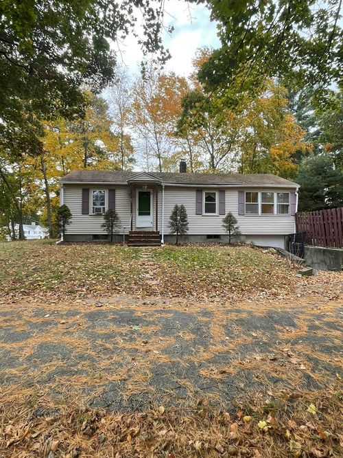 86 Scadding, Taunton, MA, 02780 | Card Image