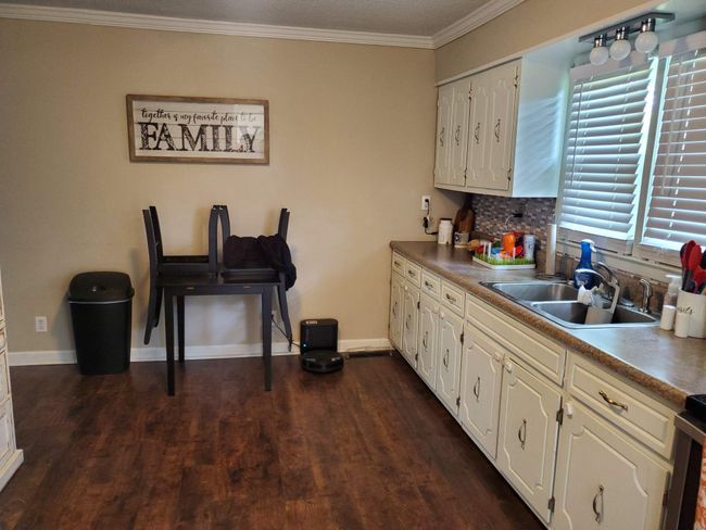 114 E Marshall St, House other with 3 bedrooms, 1 bathrooms and 1 parking in Collinwood TN | Image 12
