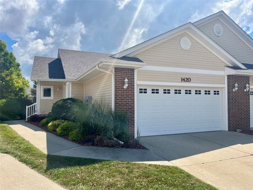 1420 Se L.A. Grant Parkway, Waukee, IA, 50263 | Card Image