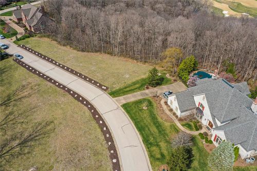 380 Merlot Ln, Saint Albans, MO, 63073-1215 | Card Image