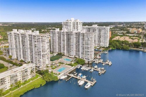 1904-18081 Biscayne Blvd, Aventura, FL, 33160-5235 | Card Image