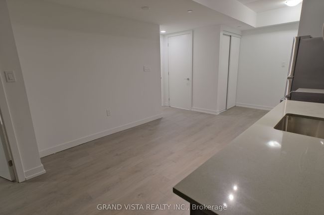 209 - 556 Marlee Ave, Condo with 1 bedrooms, 1 bathrooms and null parking in North York ON | Image 12
