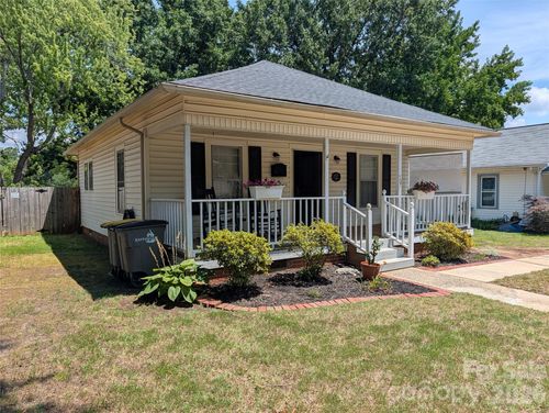 507 10th St, Kannapolis, NC, 28083-2707 | Card Image