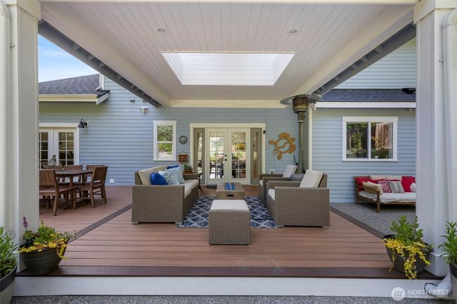 6817 Picnic Point Rd, House other with 5 bedrooms, 4 bathrooms and 3 parking in Edmonds WA | Image 6