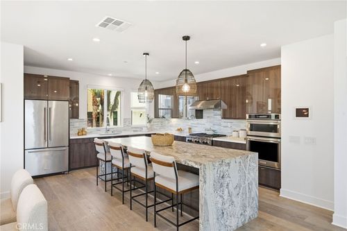627 Cardiff Reef, Costa Mesa, CA, 92627 | Card Image