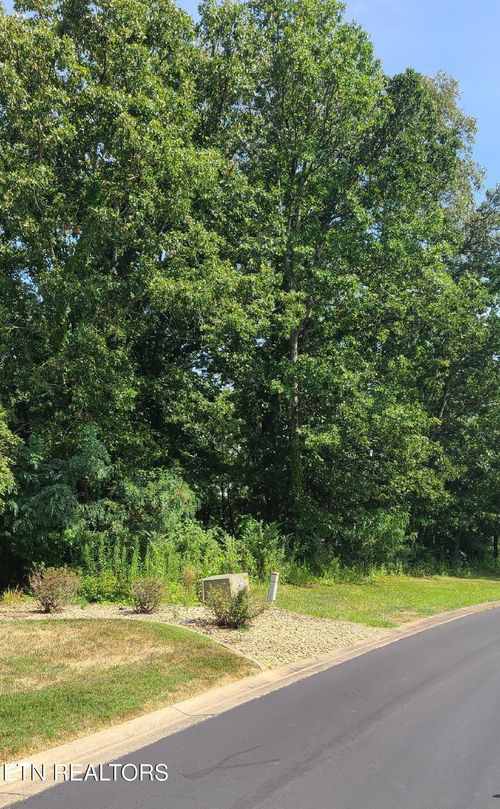 400 Catoosa Ln, Loudon, TN, 37774-2127 | Card Image