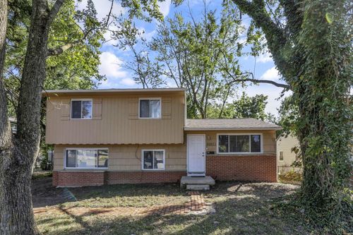 4297 E Livingston Ave, Columbus, OH, 43227-2430 | Card Image