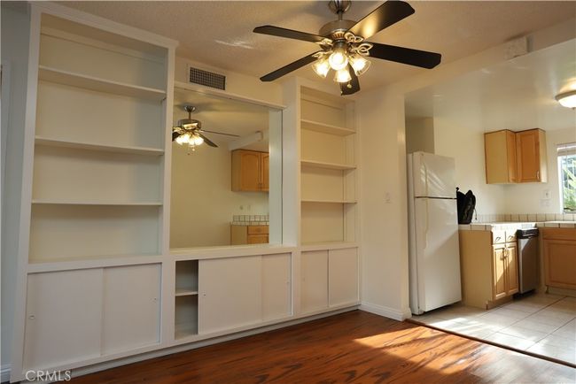 Dining Area | Image 10