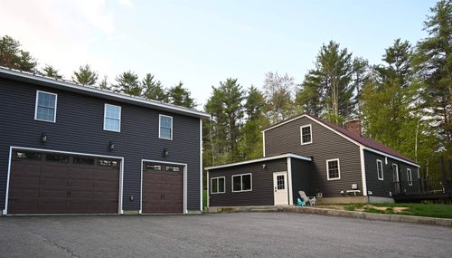 180 Hoit Rd, Concord, NH, 03301-1806 | Card Image
