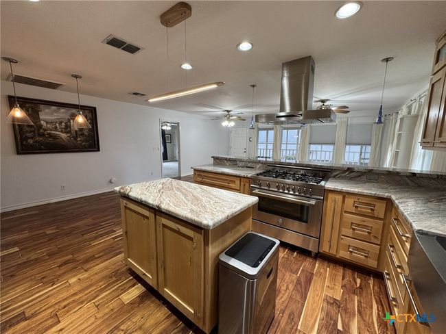 317 E Bayshore Dr, House other with 2 bedrooms, 2 bathrooms and null parking in Palacios TX | Image 29