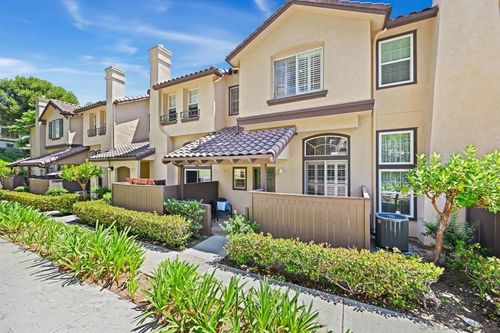 unit-278-10318 Wateridge Cir, San Diego, CA, 92121-5724 | Card Image