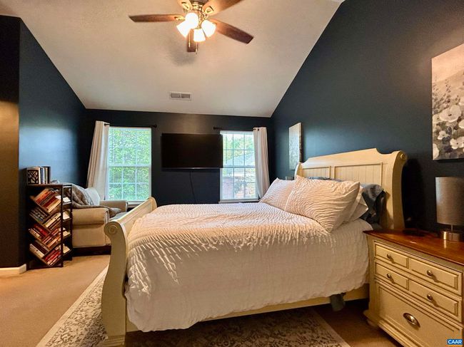 76 Villa Cir, House attached with 3 bedrooms, 3 bathrooms and null parking in PALMYRA VA | Image 12