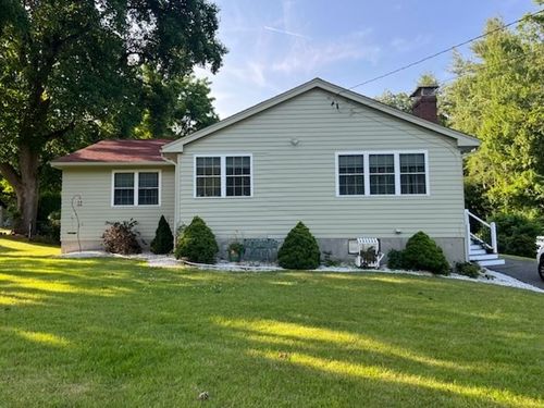 178 Oak Hollow Rd, Springfield, MA, 01128-1337 | Card Image