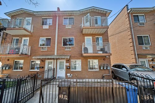 43 160th St, Flushing, NY, 11358-3150 | Card Image