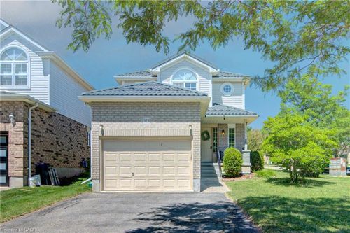 323 Hidden Creek Dr, Kitchener, ON, N2N3N3 | Card Image