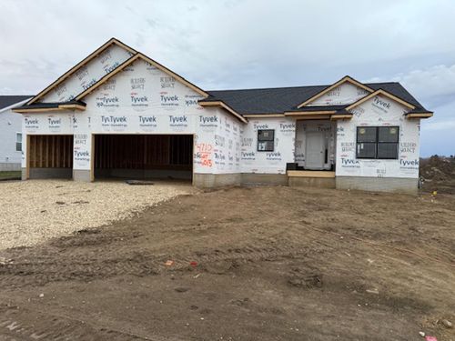 4710 Wild Horse Dr, Cedar Falls, IA, 50613-8347 | Card Image