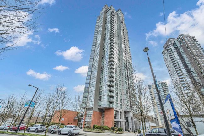3902 - 1408 Strathmore Mews, Condo with 2 bedrooms, 2 bathrooms and 2 parking in Vancouver BC | Image 7