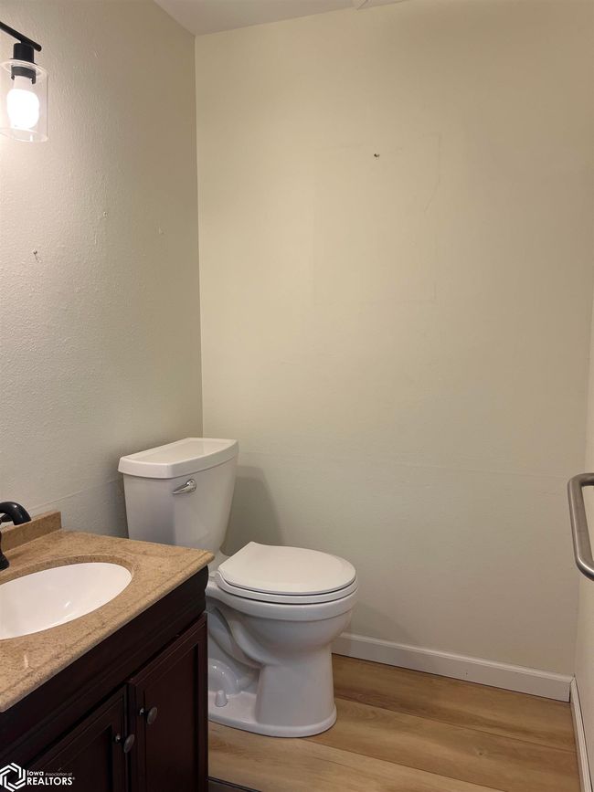 100 W 5 Th St, Home with 0 bedrooms, 0 bathrooms and null parking in Carroll IA | Image 5