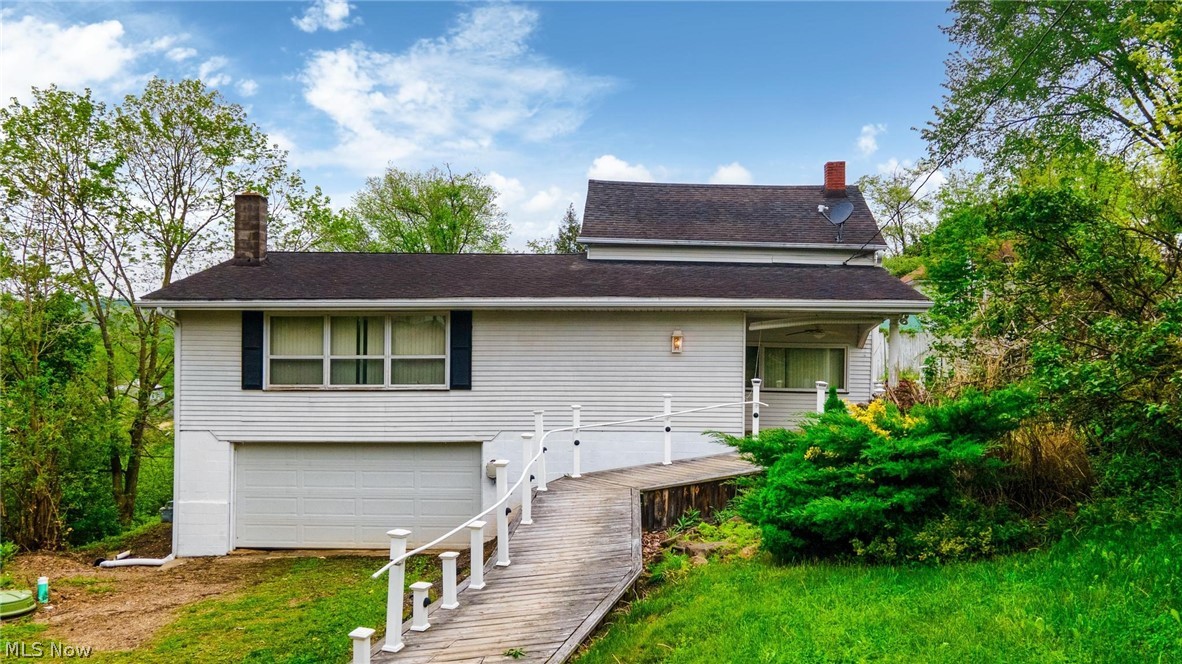 Arch St, Amsterdam, OH 43903