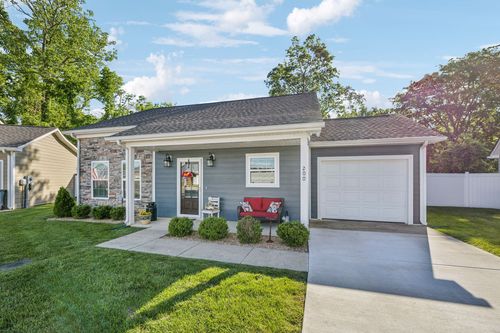 200 Nichols Dr, Woodbury, TN, 37190-2941 | Card Image