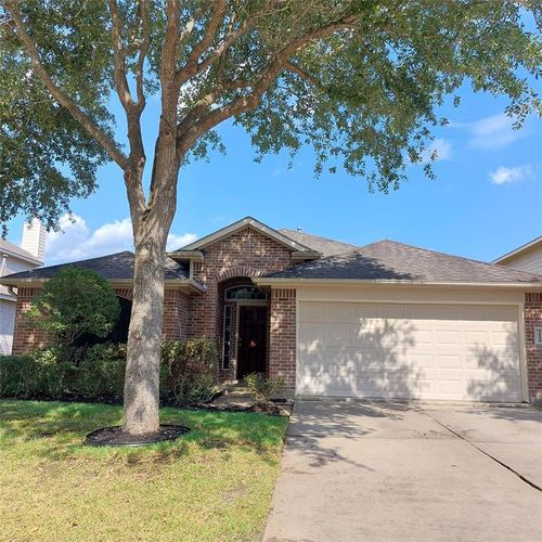 1909 Roaring Springs Dr, Pearland, TX, 77584-6767 | Card Image