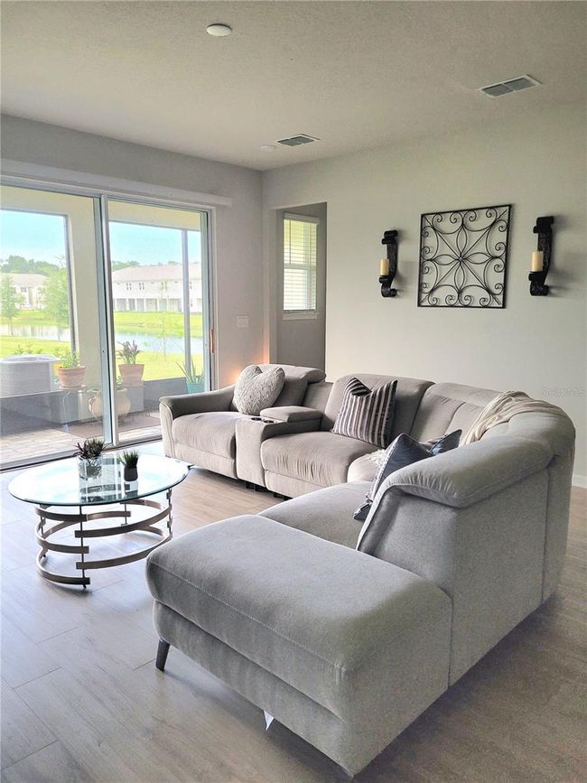 26082 Woven Wicker Bnd, Townhouse with 3 bedrooms, 3 bathrooms and null parking in LUTZ FL | Image 15