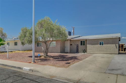 2300 Dune Dr, Las Vegas, NV, 89106-1910 | Card Image