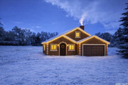 202 Persson St, Stockholm, SK, S0A3Y0 | Card Image