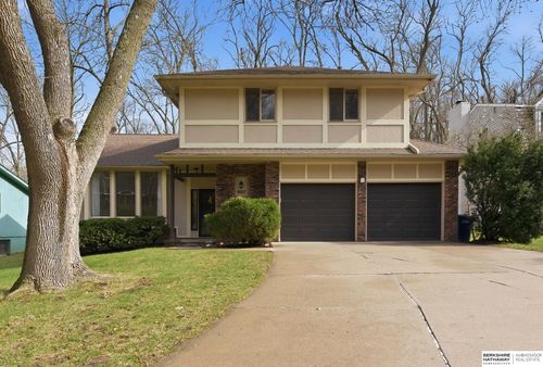 907 Wolf Ln, Bellevue, NE, 68005-4442 | Card Image