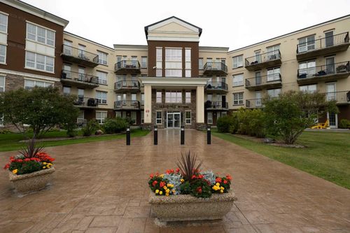 305-12310 102 St, Grande Prairie, AB, T8V0N4 | Card Image