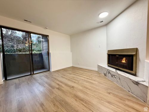 apt-6a-2270 4500, Salt Lake City, UT, 84117-4454 | Card Image