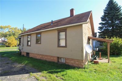 919 E Dewey Avenue, House other with 3 bedrooms, 1 bathrooms and null parking in Youngstown OH | Image 3