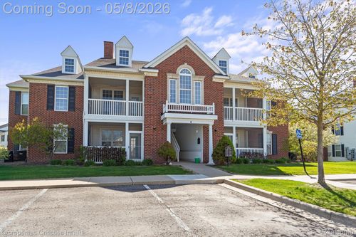 920 Summerfield Glen Cir, Ann Arbor, MI, 48103-9165 | Card Image