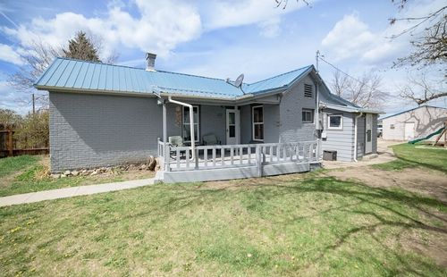 1117 10th Ave N, Great Falls, MT, 59401-1143 | Card Image